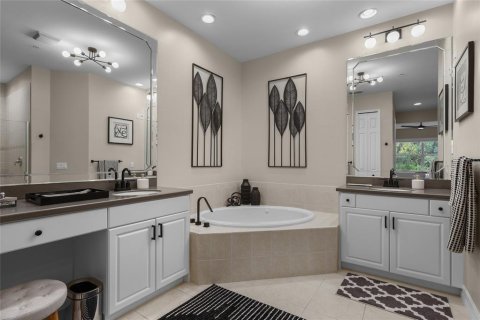 Copropriété à vendre à Fort Myers, Floride: 3 chambres, 183.57 m2 № 2383531 - photo 27