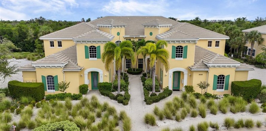 Condo à Fort Myers, Floride, 3 chambres № 2383531