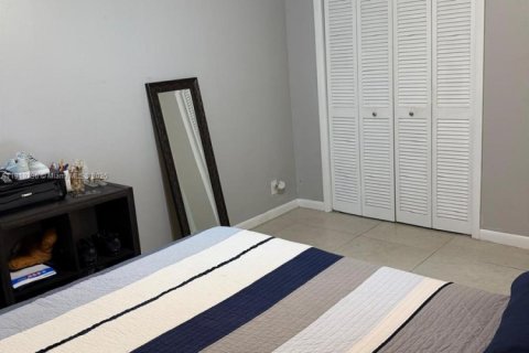 Copropriété à louer à Coral Springs, Floride: 2 chambres, 100.8 m2 № 1966014 - photo 14