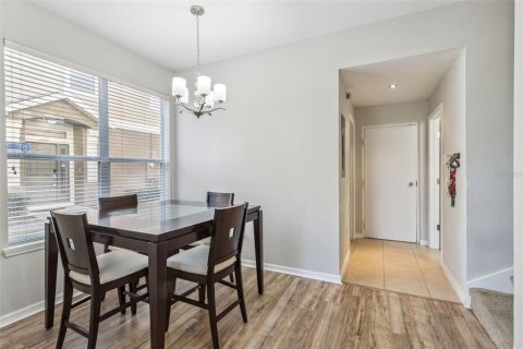 Copropriété à vendre à Kissimmee, Floride: 3 chambres, 158.4 m2 № 2233225 - photo 4