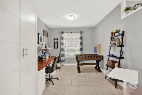 House in Winter Garden, Florida 4 bedrooms, 334.54 sq.m. № 1878238 - photo 19