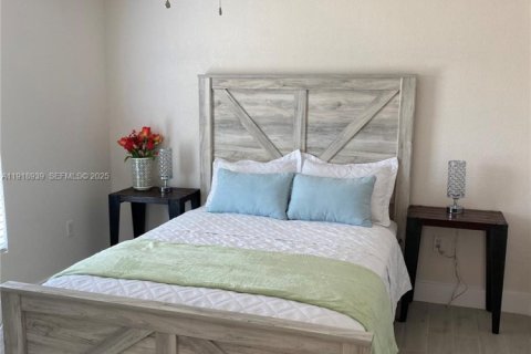 Villa ou maison à vendre à Sebring, Floride: 4 chambres № 1977338 - photo 19