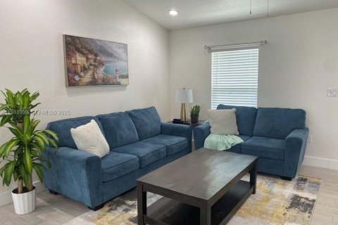 Villa ou maison à vendre à Sebring, Floride: 4 chambres № 1977338 - photo 6