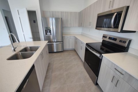 House in Ave Maria, Florida 3 bedrooms № 2019792 - photo 15