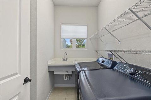 Villa ou maison à vendre à Apollo Beach, Floride: 3 chambres, 161.65 m2 № 2415207 - photo 26