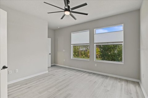 Villa ou maison à vendre à Apollo Beach, Floride: 3 chambres, 161.65 m2 № 2415207 - photo 12