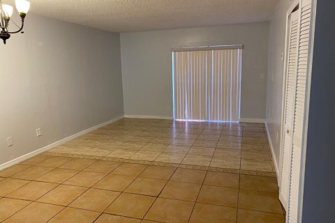 Copropriété à vendre à Miami, Floride: 1 chambre, 71.53 m2 № 2083754 - photo 9