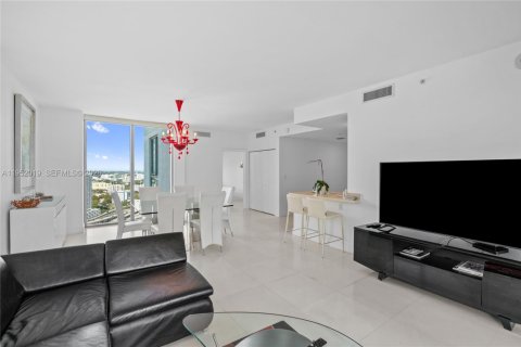 Снять в аренду кондоминиум в Майами, Флорида 3 спальни, 154.4м2, № 2008553 - фото 10