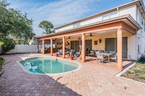 House in Tampa, Florida 5 bedrooms, 305.83 sq.m. № 1637254 - photo 12