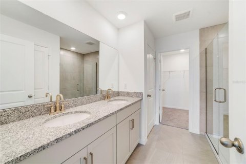Townhouse in Oviedo, Florida 3 bedrooms, 170.57 sq.m. № 1406649 - photo 18