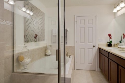 Townhouse in Oviedo, Florida 3 bedrooms, 170.57 sq.m. № 1406649 - photo 2