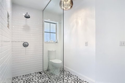 House in LaBelle, Florida 3 bedrooms, 254.46 sq.m. № 2062360 - photo 16