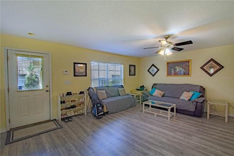 Touwnhouse à vendre à Riverview, Floride: 3 chambres, 130.81 m2 № 2212697 - photo 2