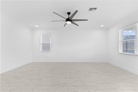 House in Wesley Chapel, Florida 5 bedrooms, 253.25 sq.m. № 2267541 - photo 11