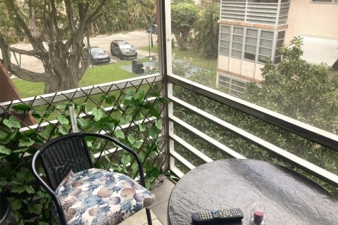 Copropriété à vendre à Lauderdale Lakes, Floride: 1 chambre, 61.5 m2 № 1664812 - photo 24