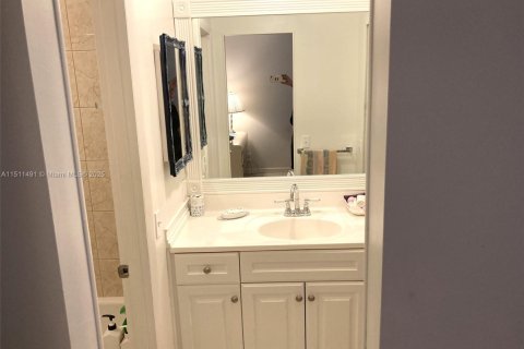 Copropriété à vendre à Lauderdale Lakes, Floride: 1 chambre, 61.5 m2 № 1664812 - photo 18