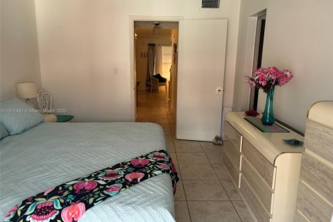 Copropriété à vendre à Lauderdale Lakes, Floride: 1 chambre, 61.5 m2 № 1664812 - photo 11