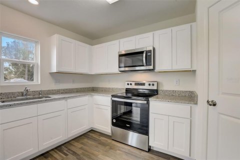 Villa ou maison à vendre à Port Charlotte, Floride: 4 chambres, 190.82 m2 № 1835489 - photo 16