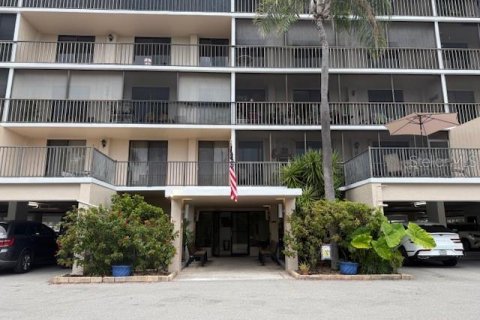 Condo à Punta Gorda, Floride, 2 chambres  № 2148464
