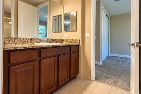Touwnhouse à louer à Orlando, Floride: 4 chambres, 198.44 m2 № 2425734 - photo 22