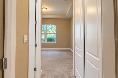 Touwnhouse à louer à Orlando, Floride: 4 chambres, 198.44 m2 № 2425734 - photo 9
