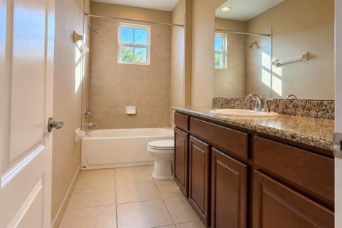 Touwnhouse à louer à Orlando, Floride: 4 chambres, 198.44 m2 № 2425734 - photo 26