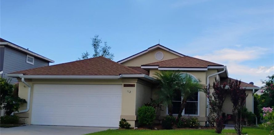 House in Kissimmee, Florida 3 bedrooms, 149.67 sq.m. № 1879709
