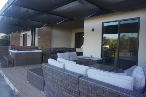 Touwnhouse à vendre à Kissimmee, Floride: 4 chambres, 218.88 m2 № 2109191 - photo 15