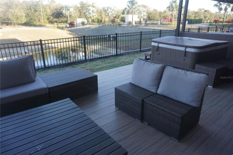 Touwnhouse à vendre à Kissimmee, Floride: 4 chambres, 218.88 m2 № 2109191 - photo 12