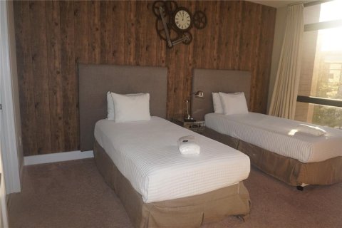 Touwnhouse à vendre à Kissimmee, Floride: 4 chambres, 218.88 m2 № 2109191 - photo 19