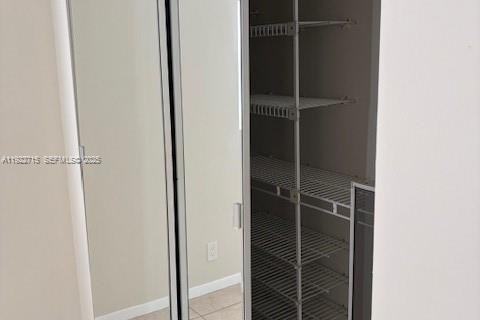 Снять в аренду кондоминиум в Корал-Спрингс, Флорида 2 спальни, 87.05м2, № 1976517 - фото 10