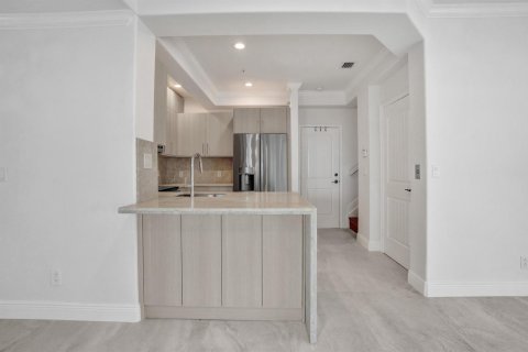 Adosado en venta en Fort Lauderdale, Florida, 4 dormitorios, 257.53 m2 № 2274484 - foto 17