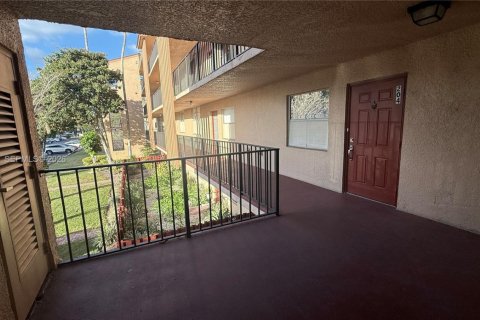 Купить кондоминиум в Маргит, Флорида 1 спальня, 89.19м2, № 2007293 - фото 26