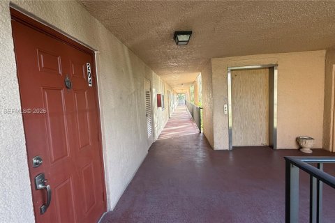 Купить кондоминиум в Маргит, Флорида 1 спальня, 89.19м2, № 2007293 - фото 25