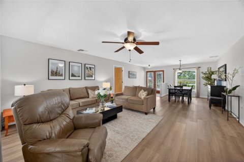 House in Sarasota, Florida 4 bedrooms, 280.94 sq.m. № 1783559 - photo 14