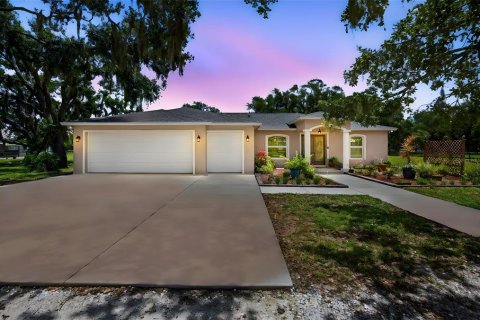 House in Sarasota, Florida 4 bedrooms, 280.94 sq.m. № 1783559 - photo 5