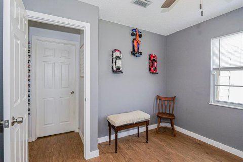 House in Vero Beach, Florida 2 bedrooms, 72.46 sq.m. № 2185356 - photo 16