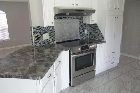Casa en venta en Okeechobee, Florida, 3 dormitorios, 162.76 m2 № 550678 - foto 11