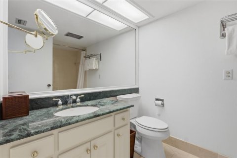Купить кондоминиум в Уэсли-Чепел, Флорида 4 комнаты, 130.06м2, № 2283939 - фото 13