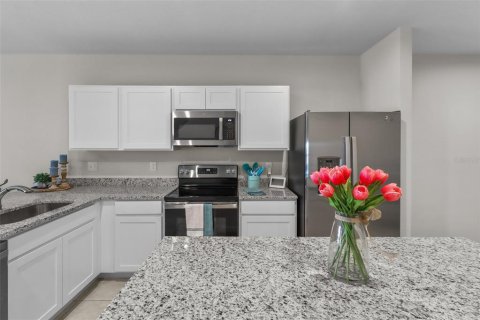 Touwnhouse à vendre à Holiday, Floride: 3 chambres, 133.78 m2 № 2138913 - photo 25