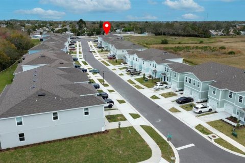 Touwnhouse à vendre à Holiday, Floride: 3 chambres, 133.78 m2 № 2138913 - photo 14
