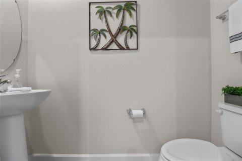 Touwnhouse à vendre à Holiday, Floride: 3 chambres, 133.78 m2 № 2138913 - photo 23