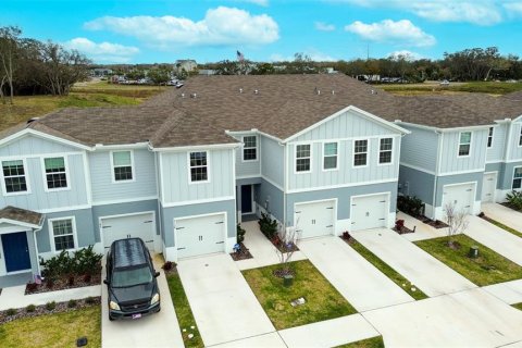 Townhouse in Holiday, Florida 3 bedrooms, 133.78 sq.m. № 2138913