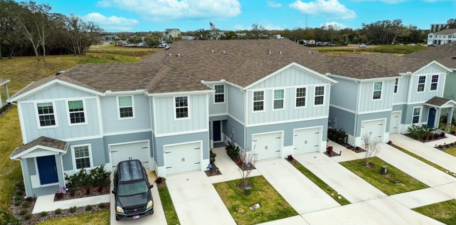 Touwnhouse à Holiday, Floride 3 chambres, 133.78 m2 № 2138913