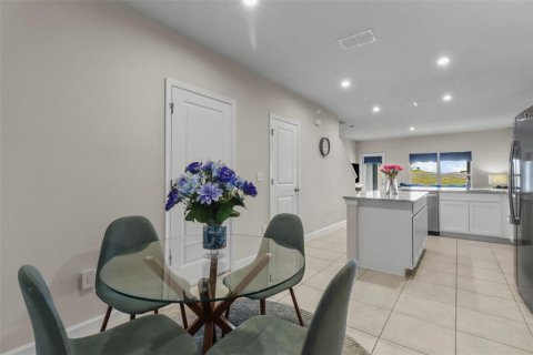 Touwnhouse à vendre à Holiday, Floride: 3 chambres, 133.78 m2 № 2138913 - photo 19