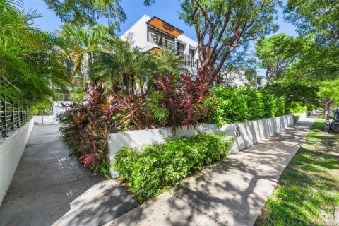 Copropriété à vendre à Key Biscayne, Floride: 2 chambres, 135.64 m2 № 2428446 - photo 2