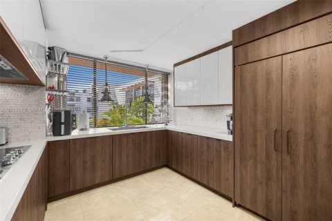 Copropriété à vendre à Key Biscayne, Floride: 2 chambres, 135.64 m2 № 2428446 - photo 13