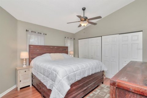 Casa en venta en Tampa, Florida, 4 dormitorios, 158.31 m2 № 1855757 - foto 12