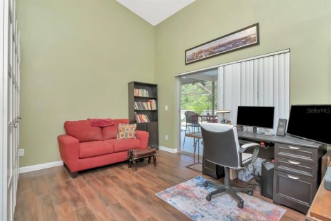 Casa en venta en Tampa, Florida, 4 dormitorios, 158.31 m2 № 1855757 - foto 15