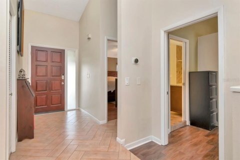 Casa en venta en Tampa, Florida, 4 dormitorios, 158.31 m2 № 1855757 - foto 11